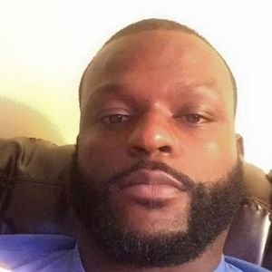 Meet your Posher, Ernest